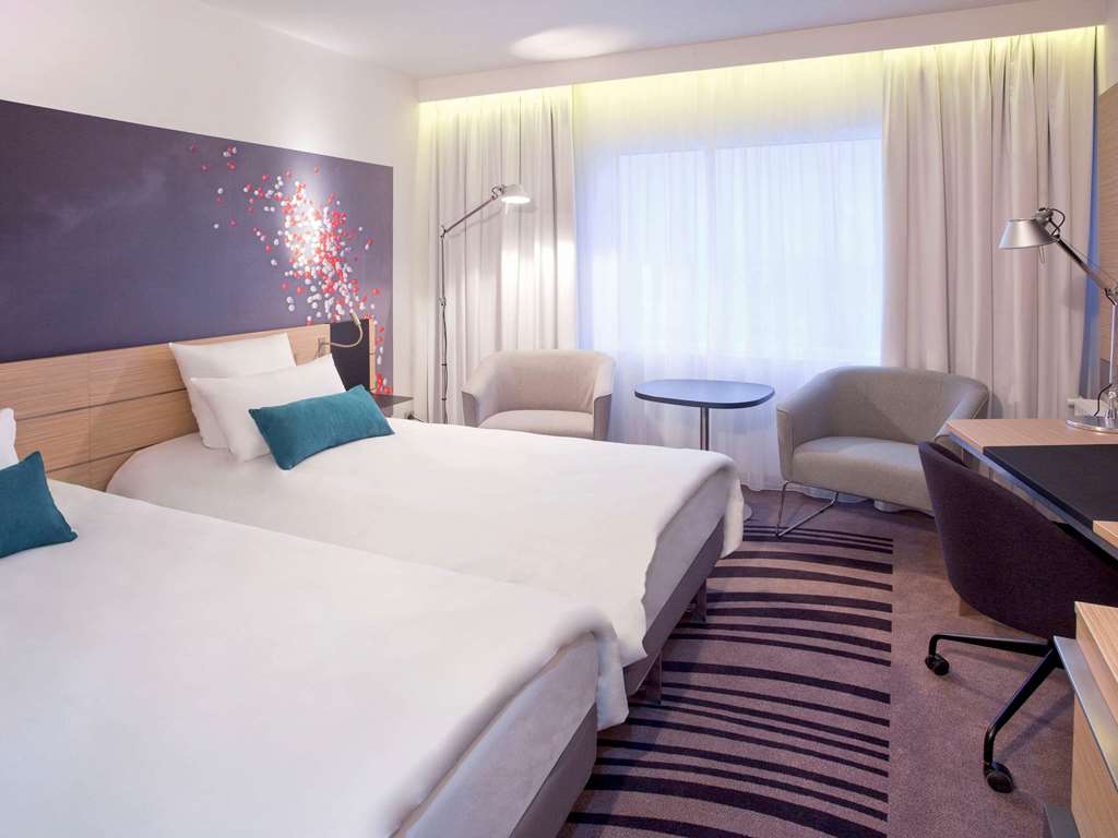 Novotel Wroclaw Centrum Room Type - Comfortable Superior Room with twin beds