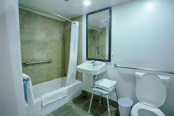  - Travelodge Downtown Phoenix - I-10, Exit 144