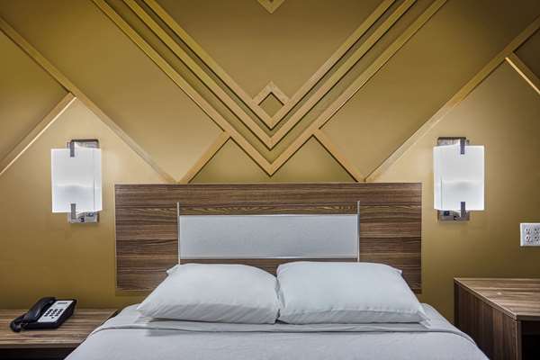  - Travelodge Downtown Phoenix - I-10, Exit 144