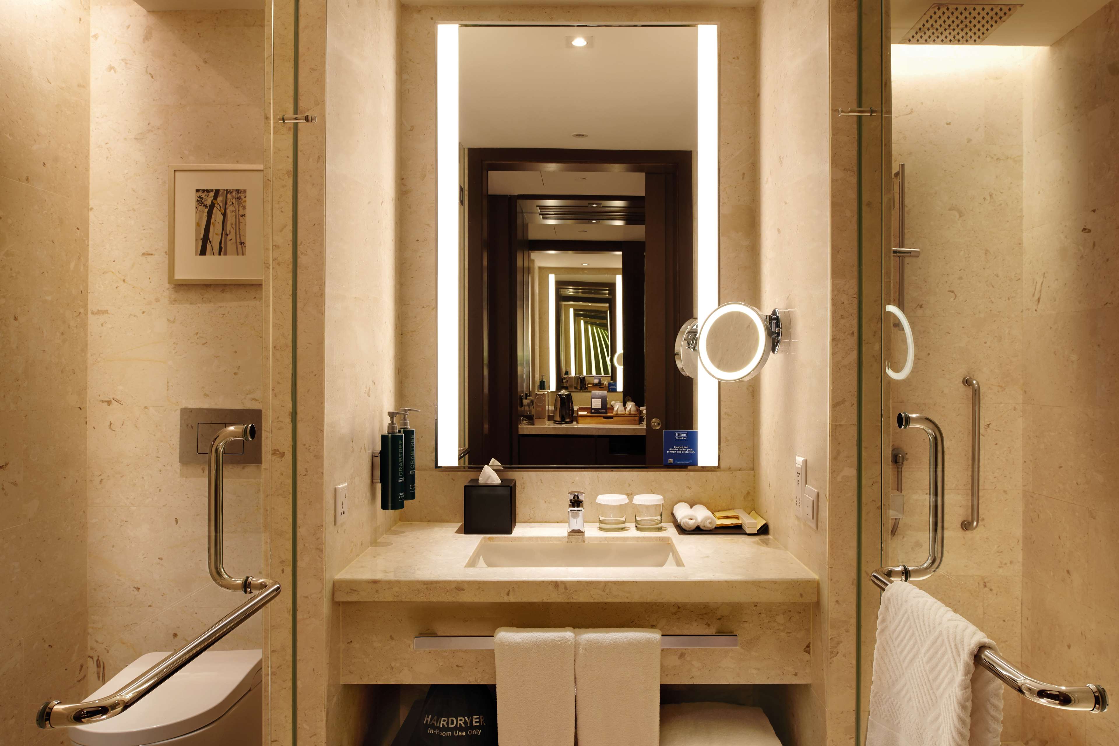 Hilton Kota Kinabalu Room Type - TWIN EXECUTIVE PREMIUM ROOM