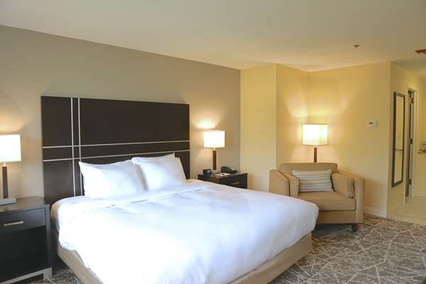  - DoubleTree by Hilton Hotel Rockland