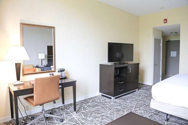  - DoubleTree by Hilton Hotel Rockland