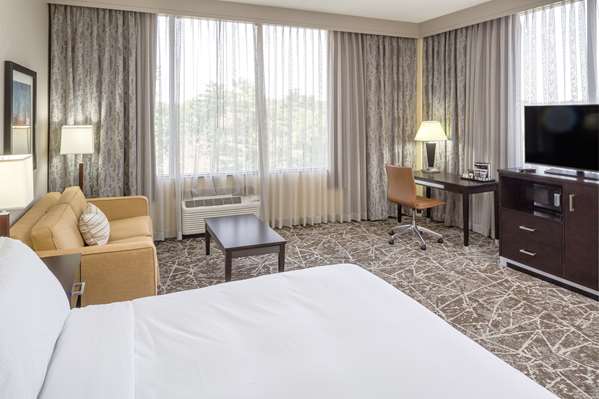  - DoubleTree by Hilton Hotel Rockland