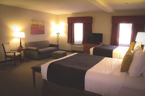 Suite - Best Western Plus Arrowhead Hotel Colton