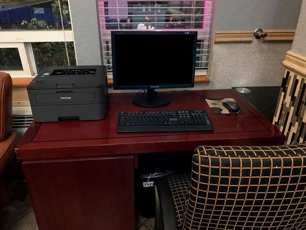 Conference Area - Americas Best Value Inn Lynnwood - I-5, Exit 181