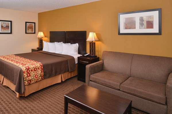  - Americas Best Value Inn US 45 Tupelo - I-22, Exit 86
