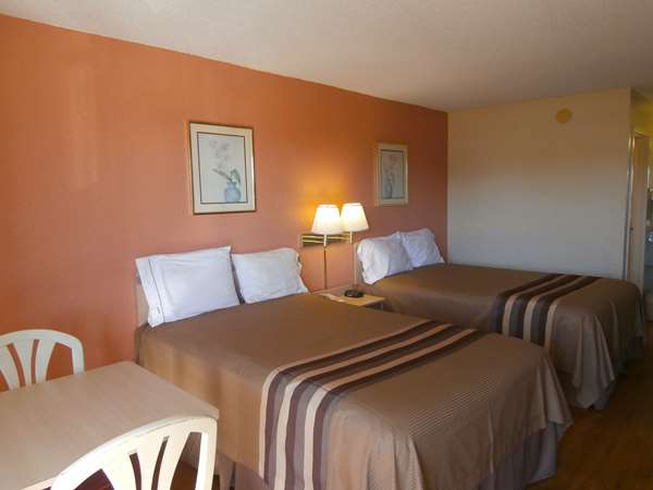  - Americas Best Value Inn Tucker - I-285, Exit 38