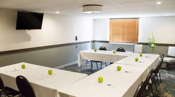  - Best Western Toledo South Maemee Hotel - I-475, Exit 6