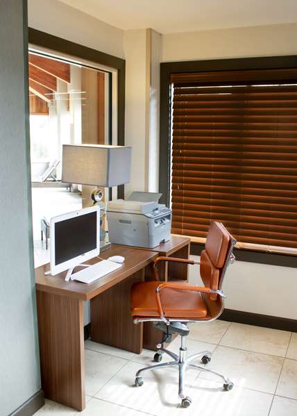 Conference Area - Best Western Toledo South Maemee Hotel - I-475, Exit 6