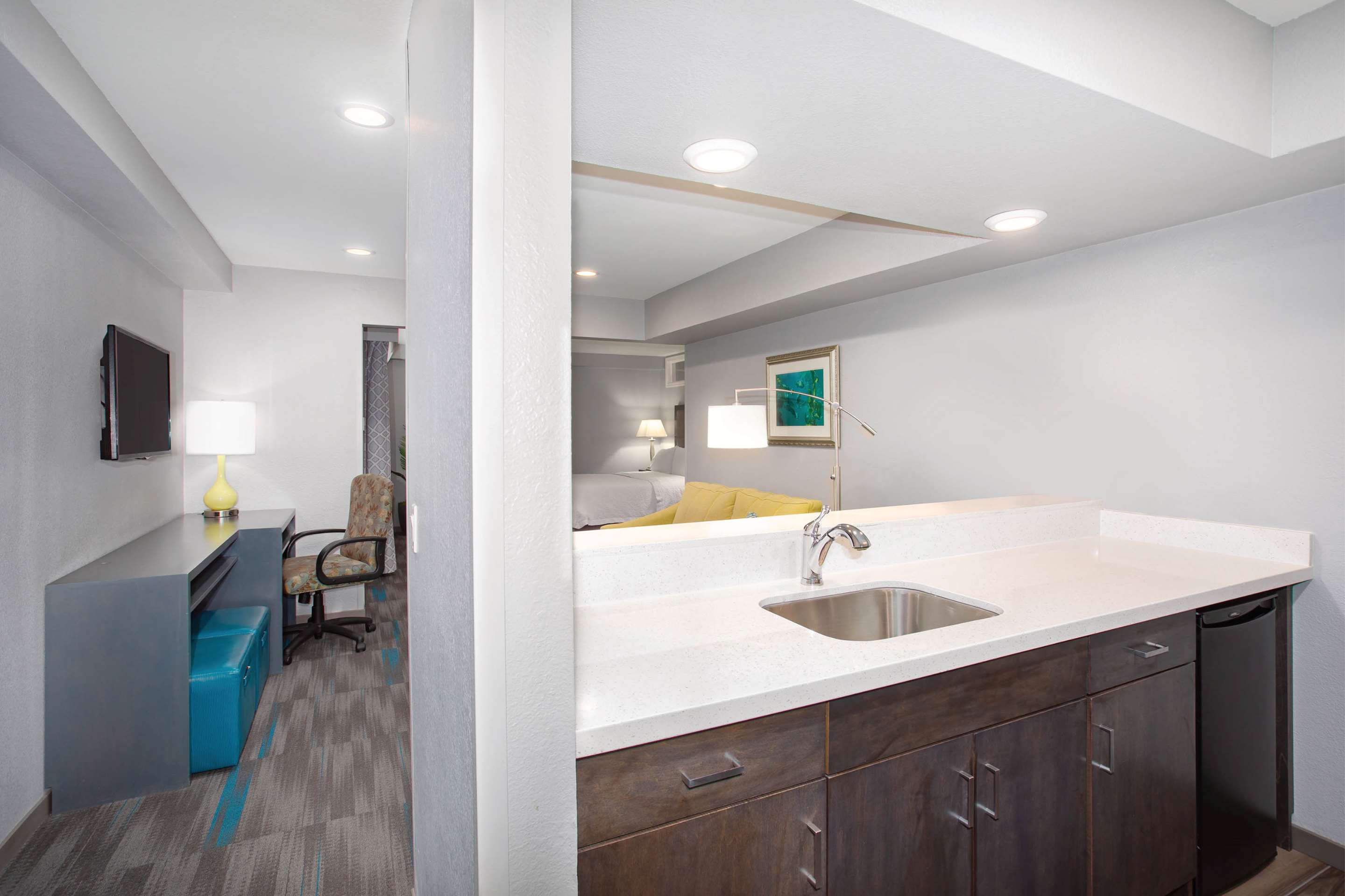 Guest room