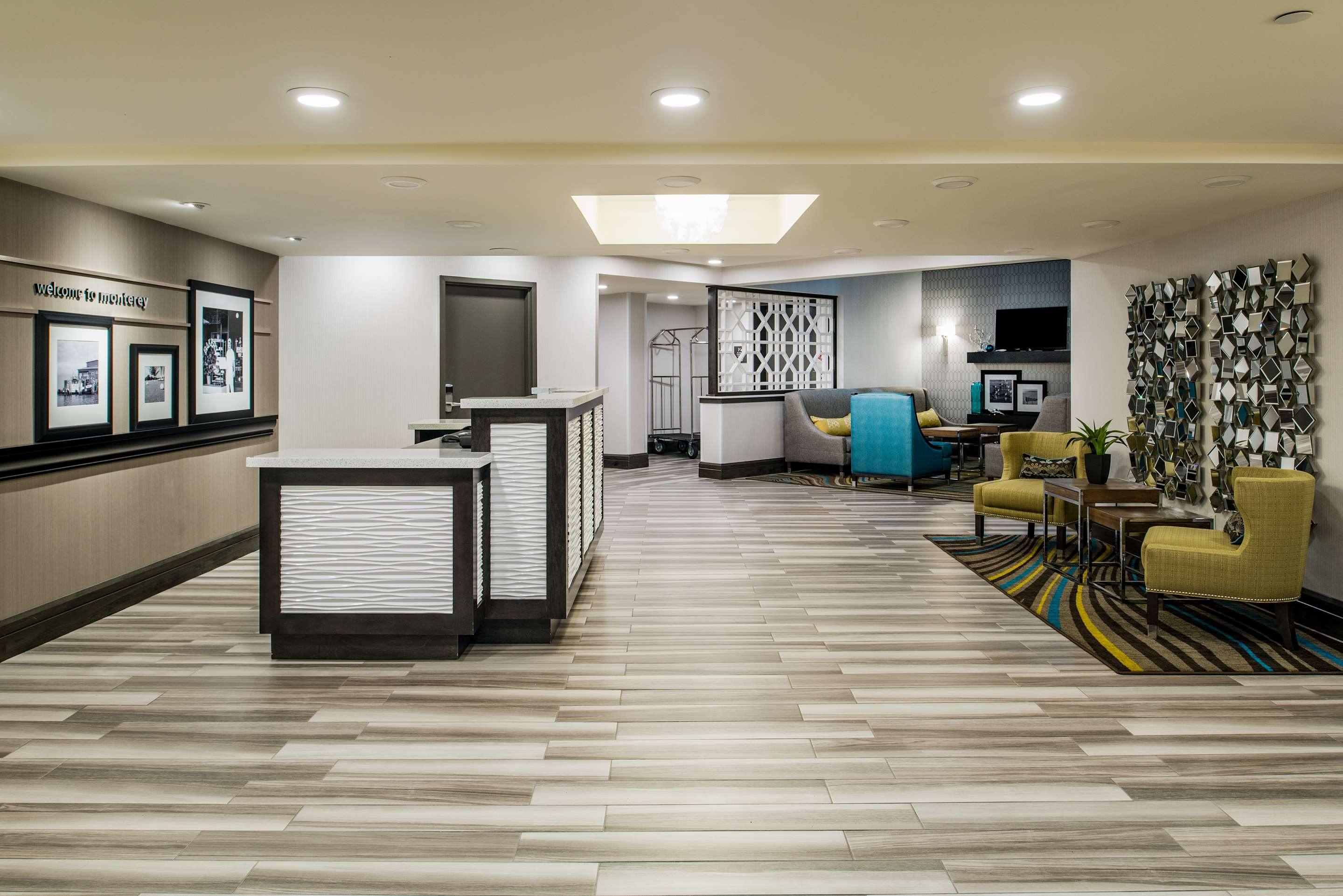 Reception | Hampton Inn Monterey