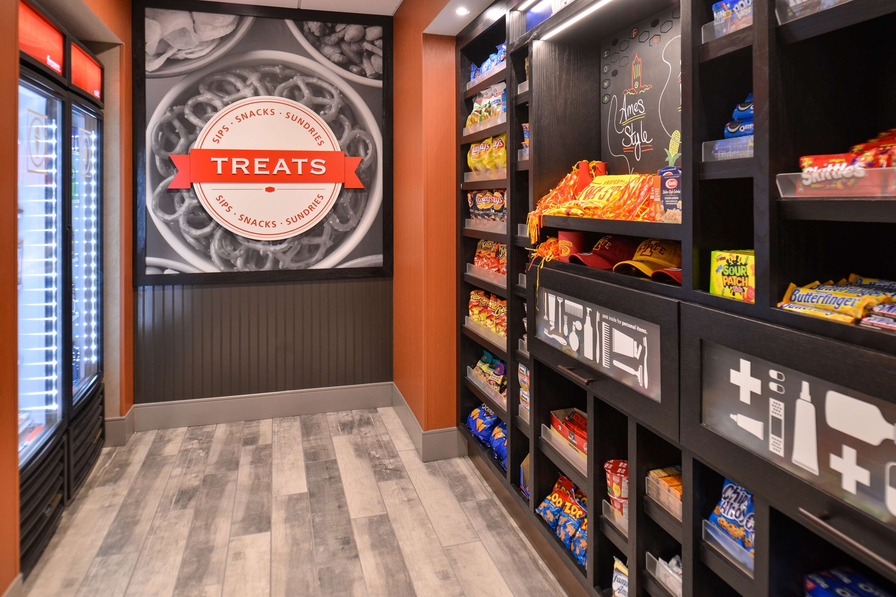Restaurant | Hampton Inn & Suites Ames