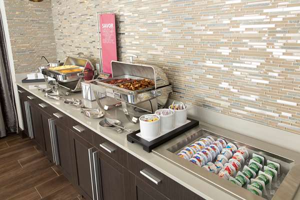 Amenities - Hampton Inn & Suites Downtown Dallas