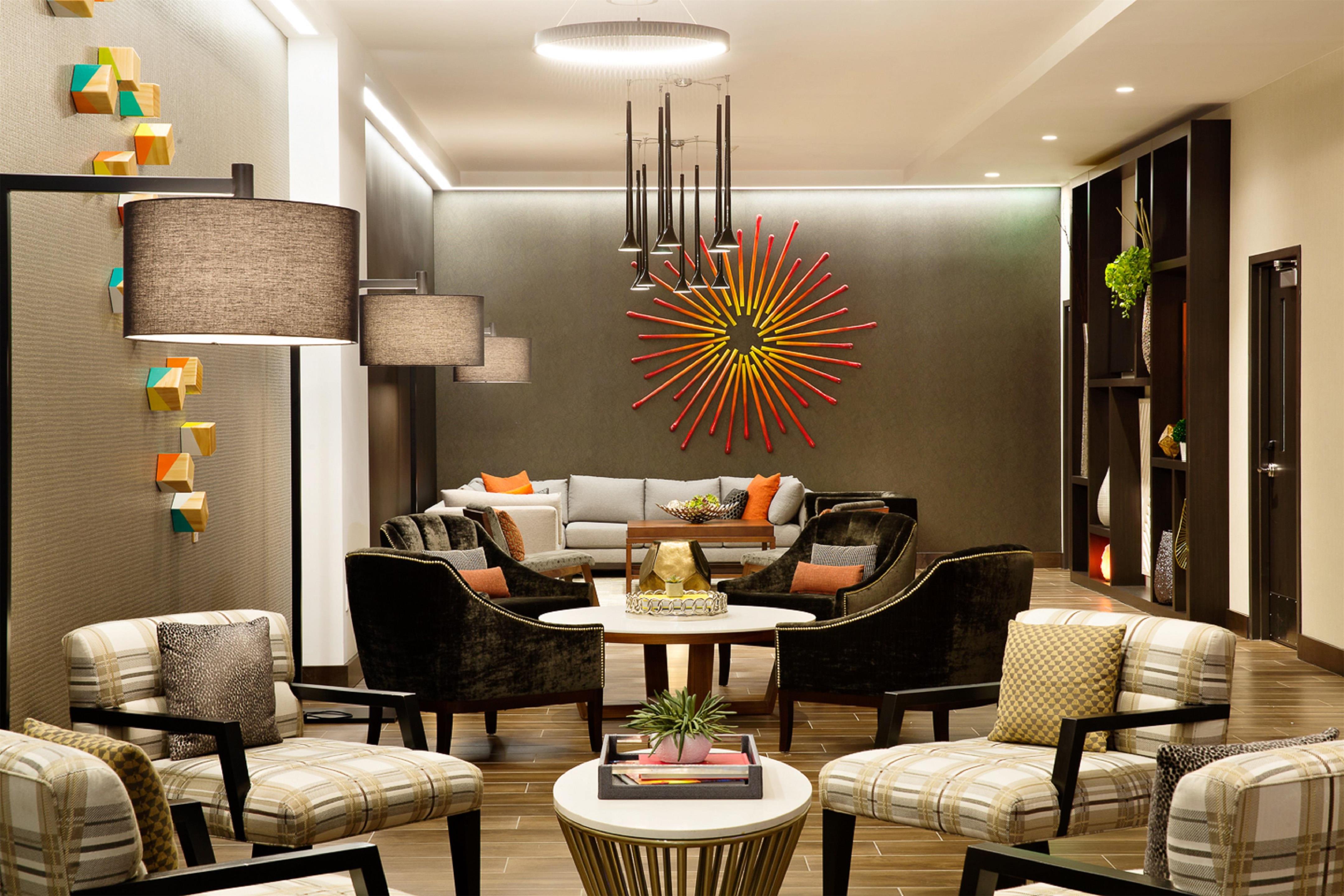 Reception | Hampton Inn & Suites Dallas Downtown