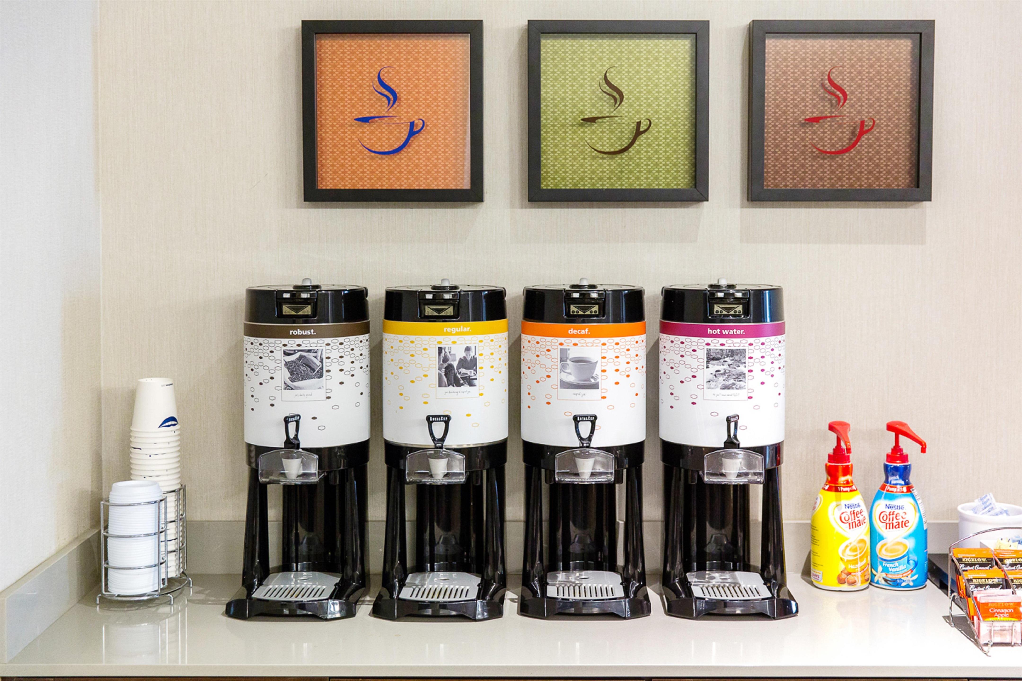 Reception | Hampton Inn & Suites Dallas Downtown