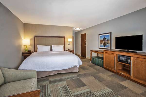  - Hampton Inn West Bloomfield