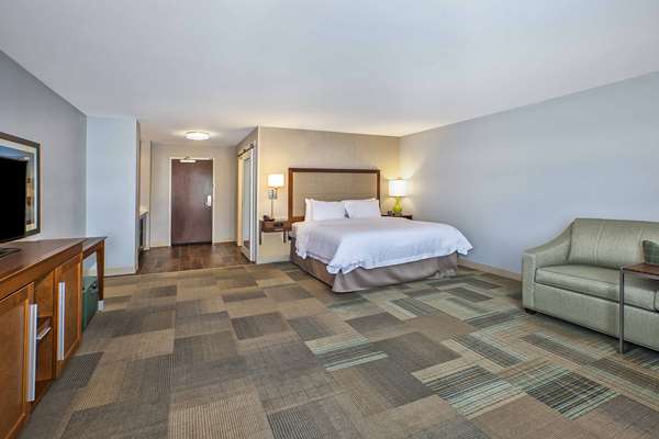  - Hampton Inn West Bloomfield