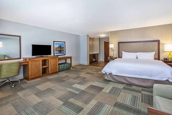  - Hampton Inn West Bloomfield