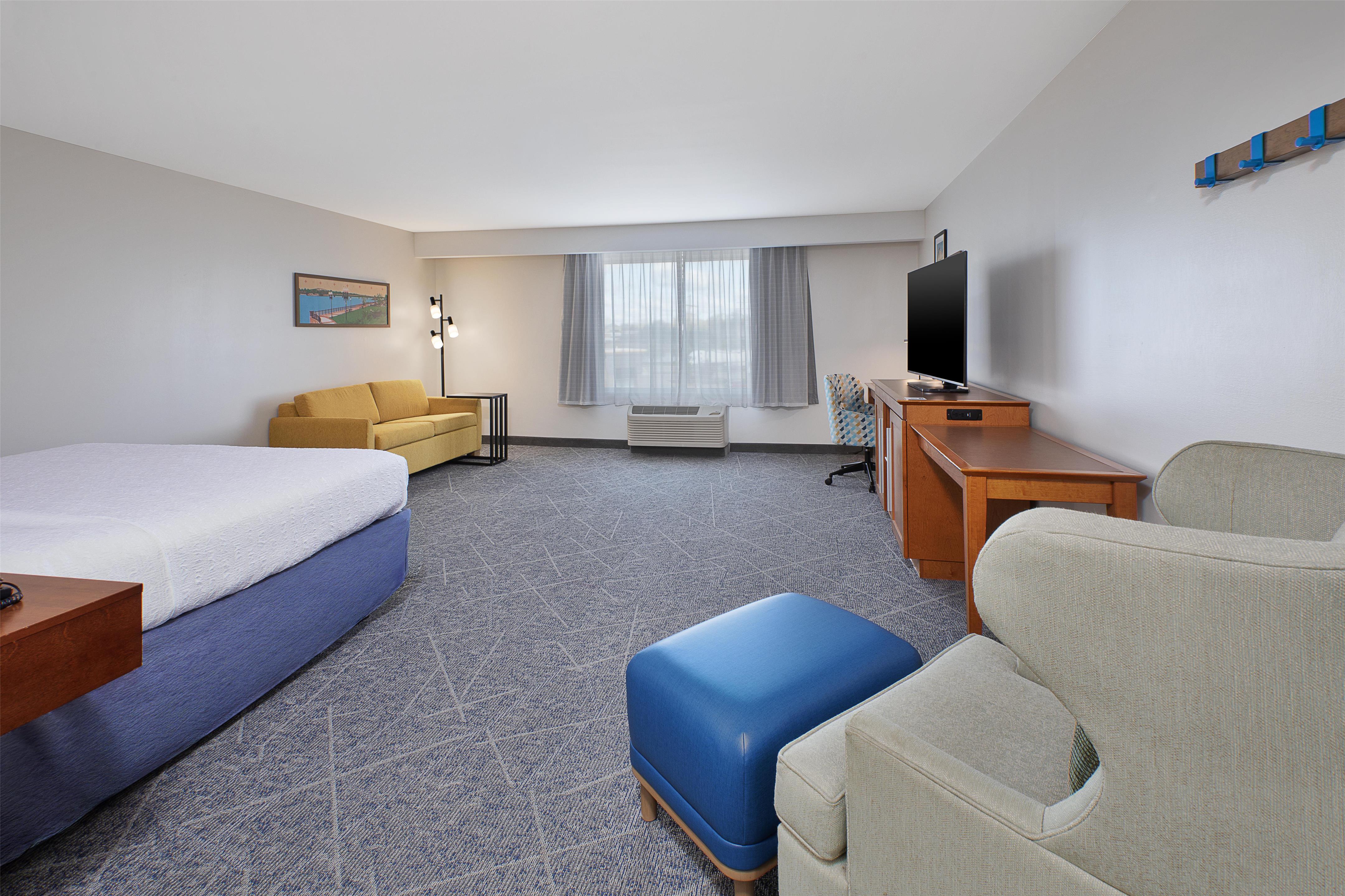 Guest room