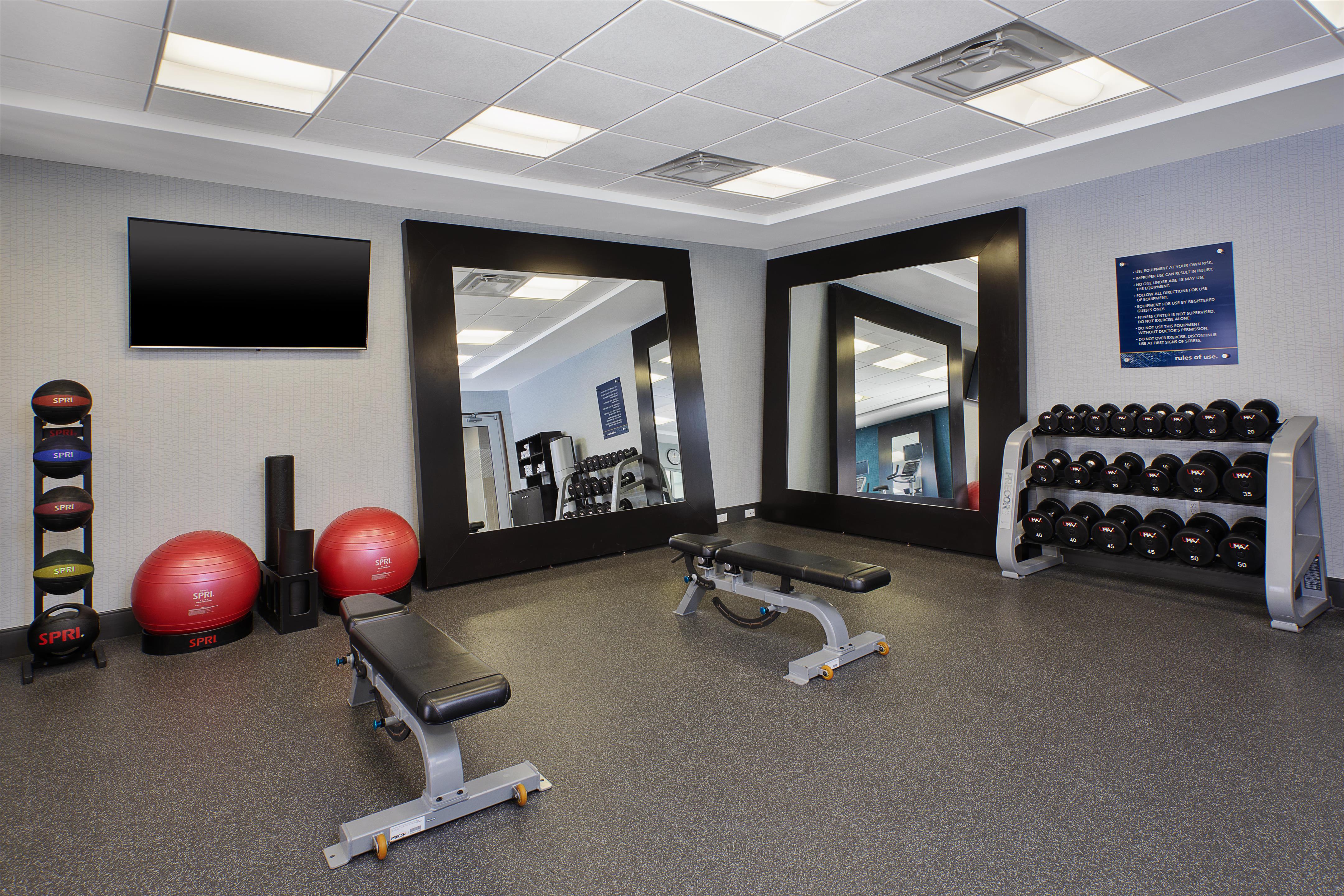 Health club fitness center gym | Hampton Inn Southfield/West Bloomfield