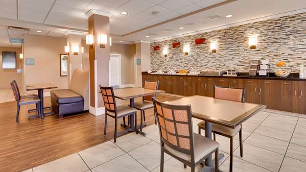 Amenities - Best Western Plus Chandler Hotel & Suites - I-10, Exit 162