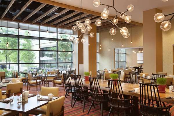 Restaurant - Alexander Hotel Indianapolis