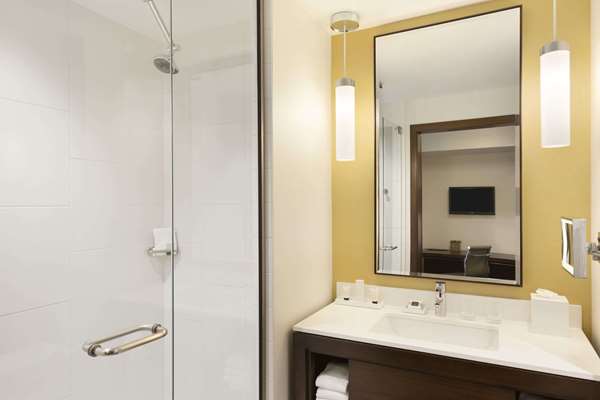  - Alexander Hotel Indianapolis