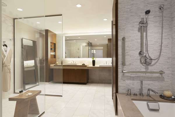 Suite - Alexander Hotel Indianapolis