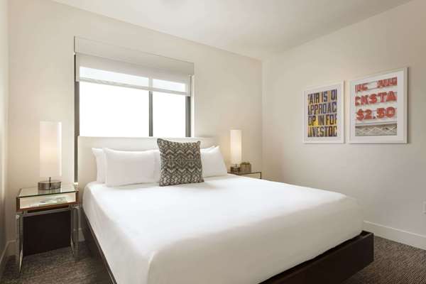 Suite - Alexander Hotel Indianapolis