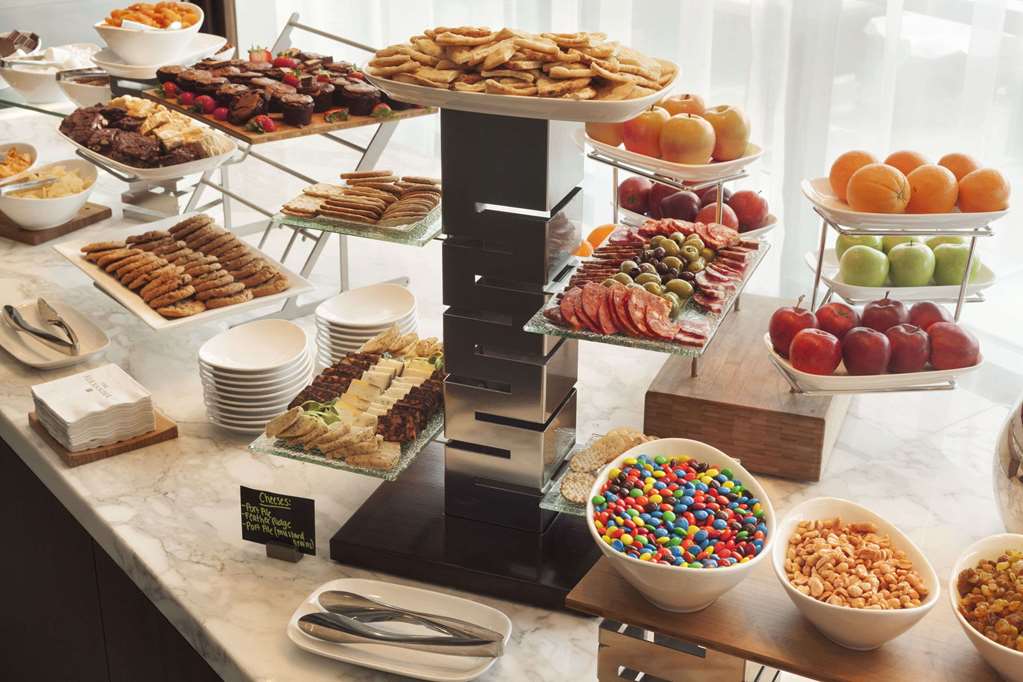 The Alexander, a Wyndham Meetings Collection Hotel