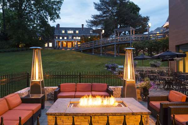 Bar - Ivey Spencer Leadership Centre Hotel London