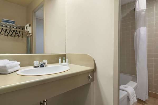  - Travelodge Sydney