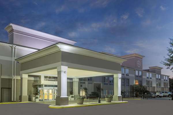 Exterior view - Wyndham Garden Hotel Houston