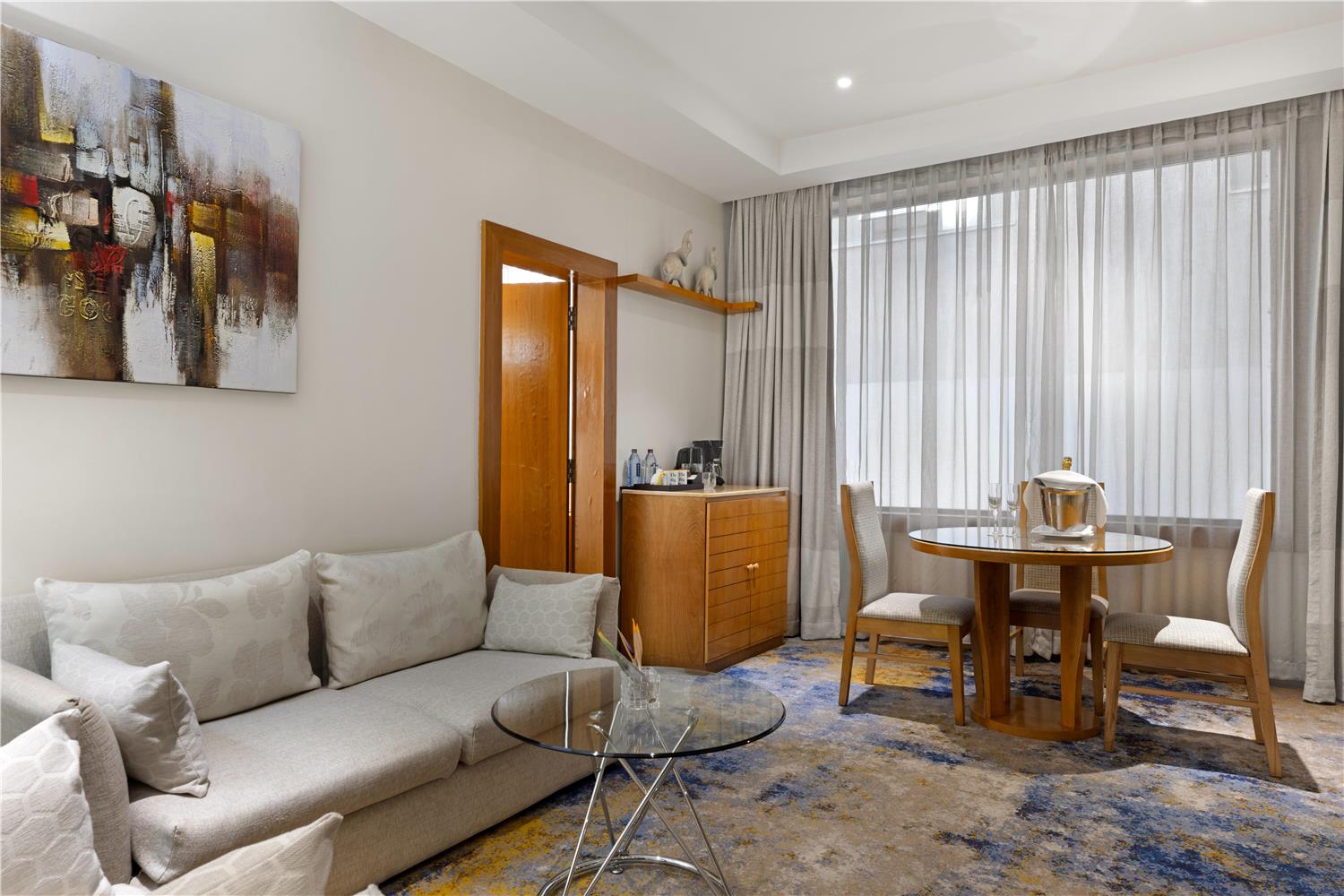 Suite Room Living Room*