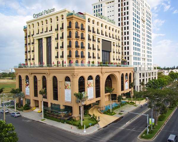 On-Site,Outdoor/Exterior,Exterior View of Building