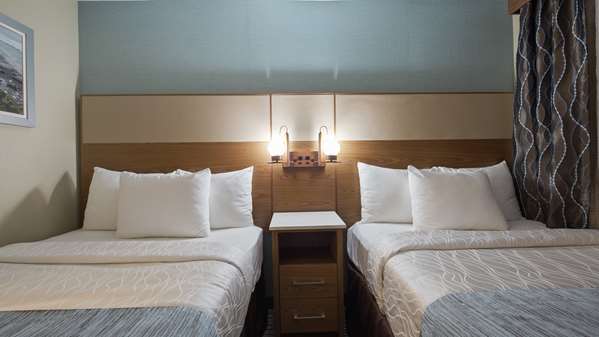  - Best Western Carlsbad by the Sea Hotel - I-5, Exit 45