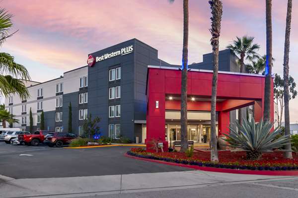 Exterior view - Best Western Plus Commerce Hotel - I-5, Exit 126