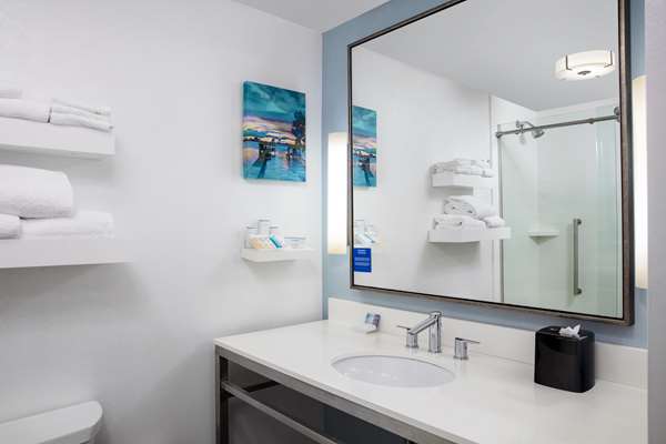  - Hilton Garden Inn Downtown Mobile - I-10, Exit 26B