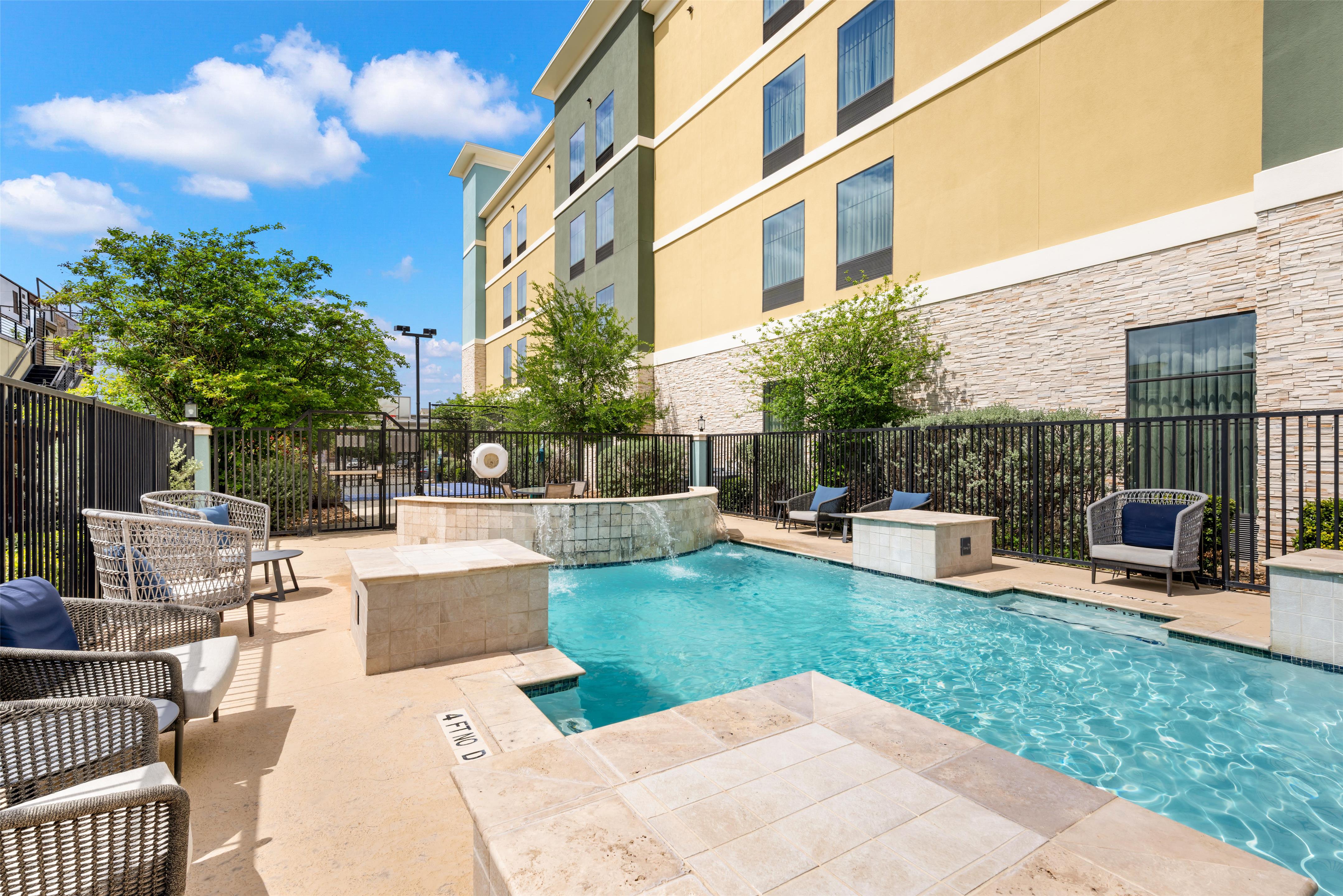 Pool | Homewood Suites By Hilton New Braunfels