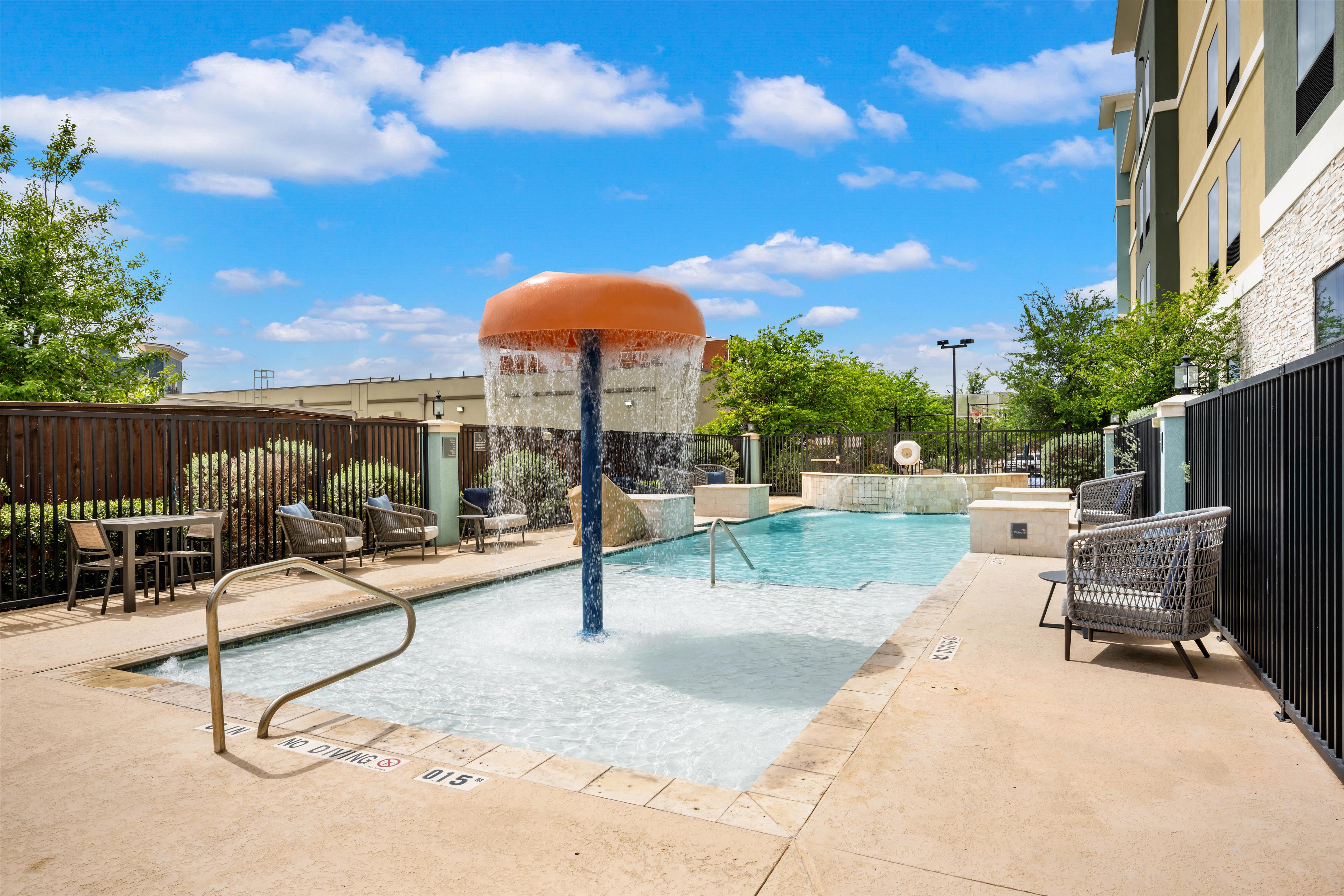 Pool | Homewood Suites By Hilton New Braunfels