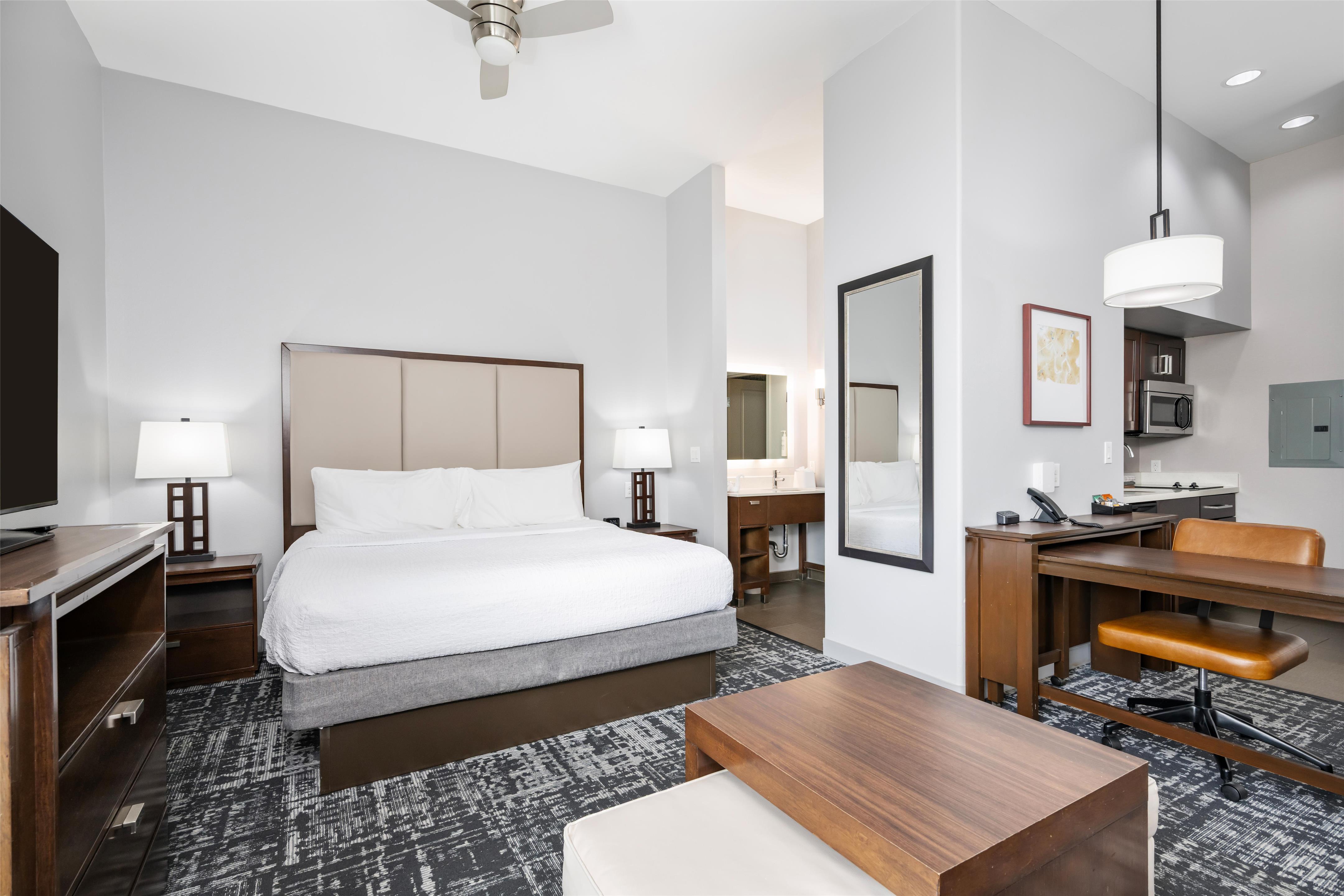 Guest room