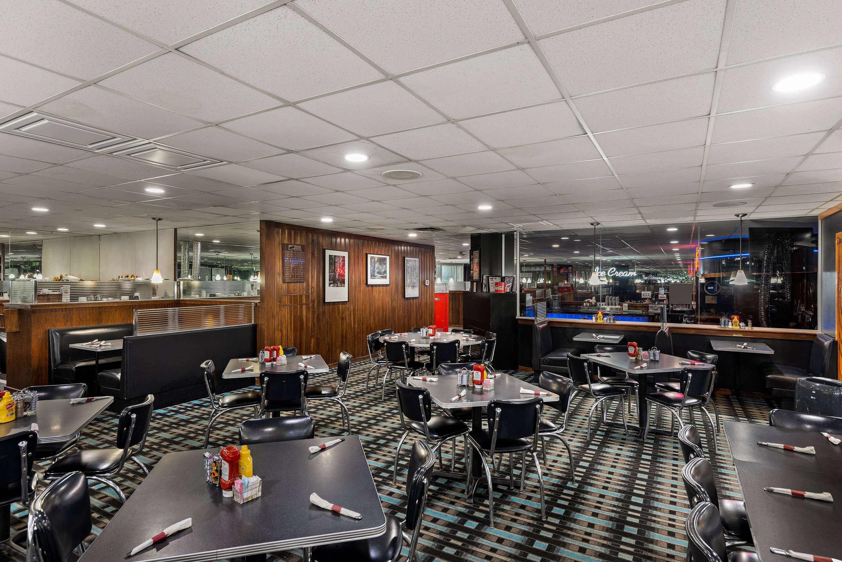 BarLounge | Wyndham Garden Ankeny/Des Moines