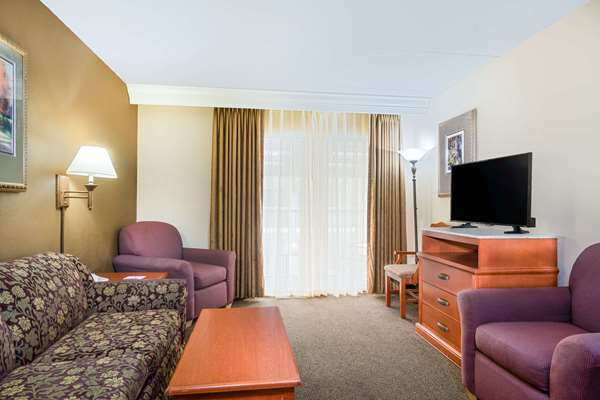Suite - Ramada Hotel Plymouth