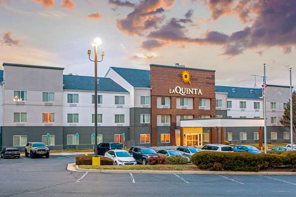 Exterior view - La Quinta Inn & Suites Manassas - I-66, Exit 47