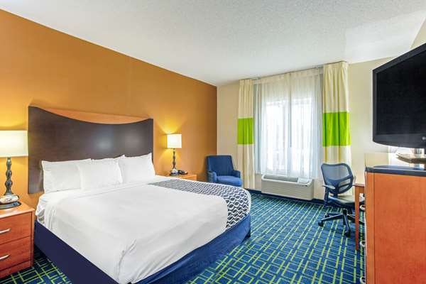  - La Quinta Inn & Suites Manassas - I-66, Exit 47