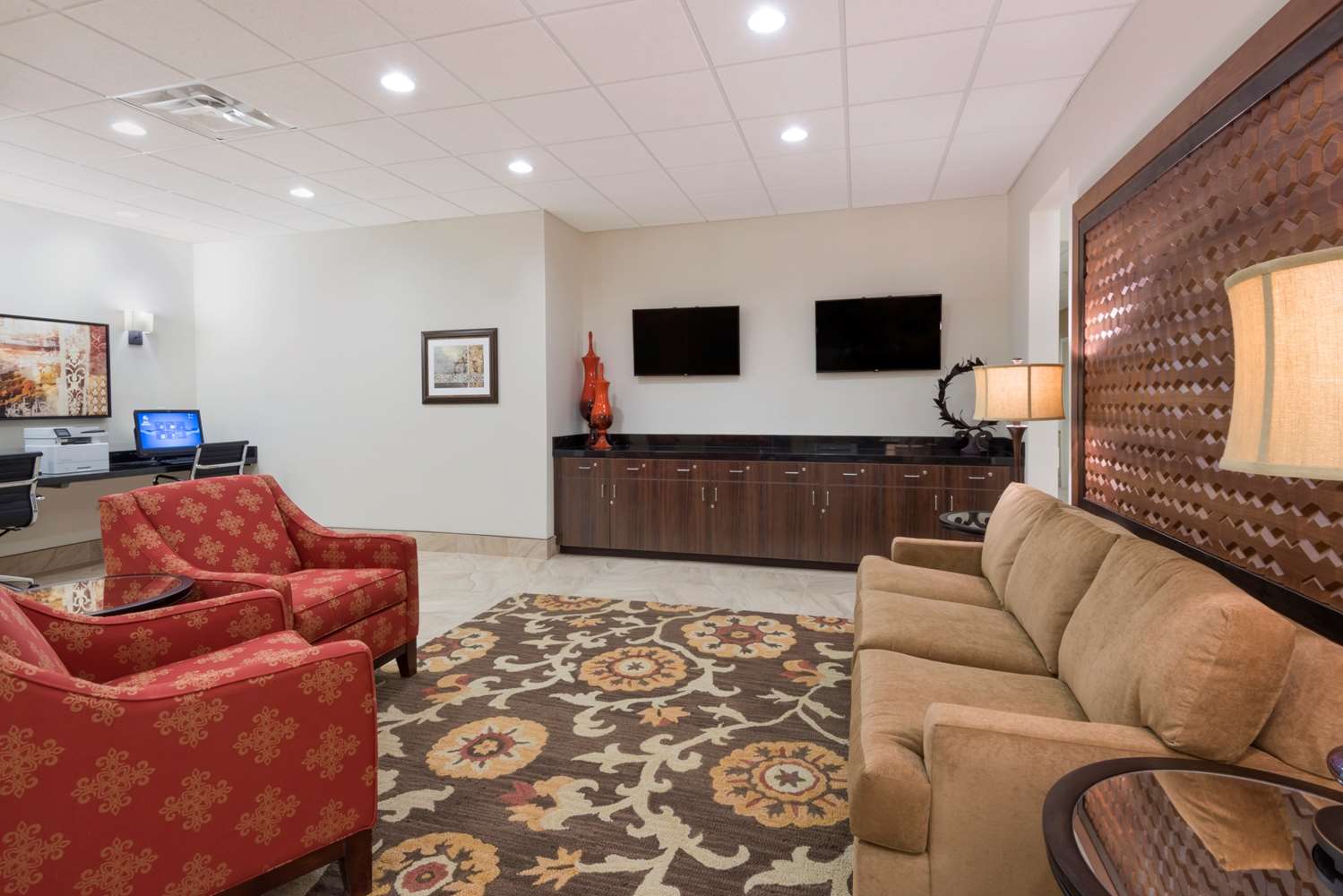 Best Western Plus Hudson Hotel & Suites, CO - See Discounts