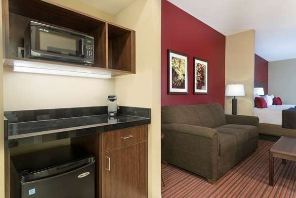 Suite - Best Western Plus Hudson Hotel & Suites - I-76, Exit 31