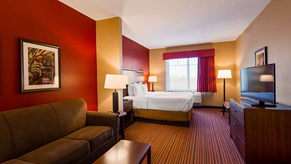 Suite - Best Western Plus Hudson Hotel & Suites - I-76, Exit 31