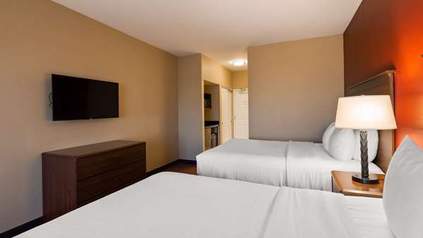  - Best Western Plus Hudson Hotel & Suites - I-76, Exit 31
