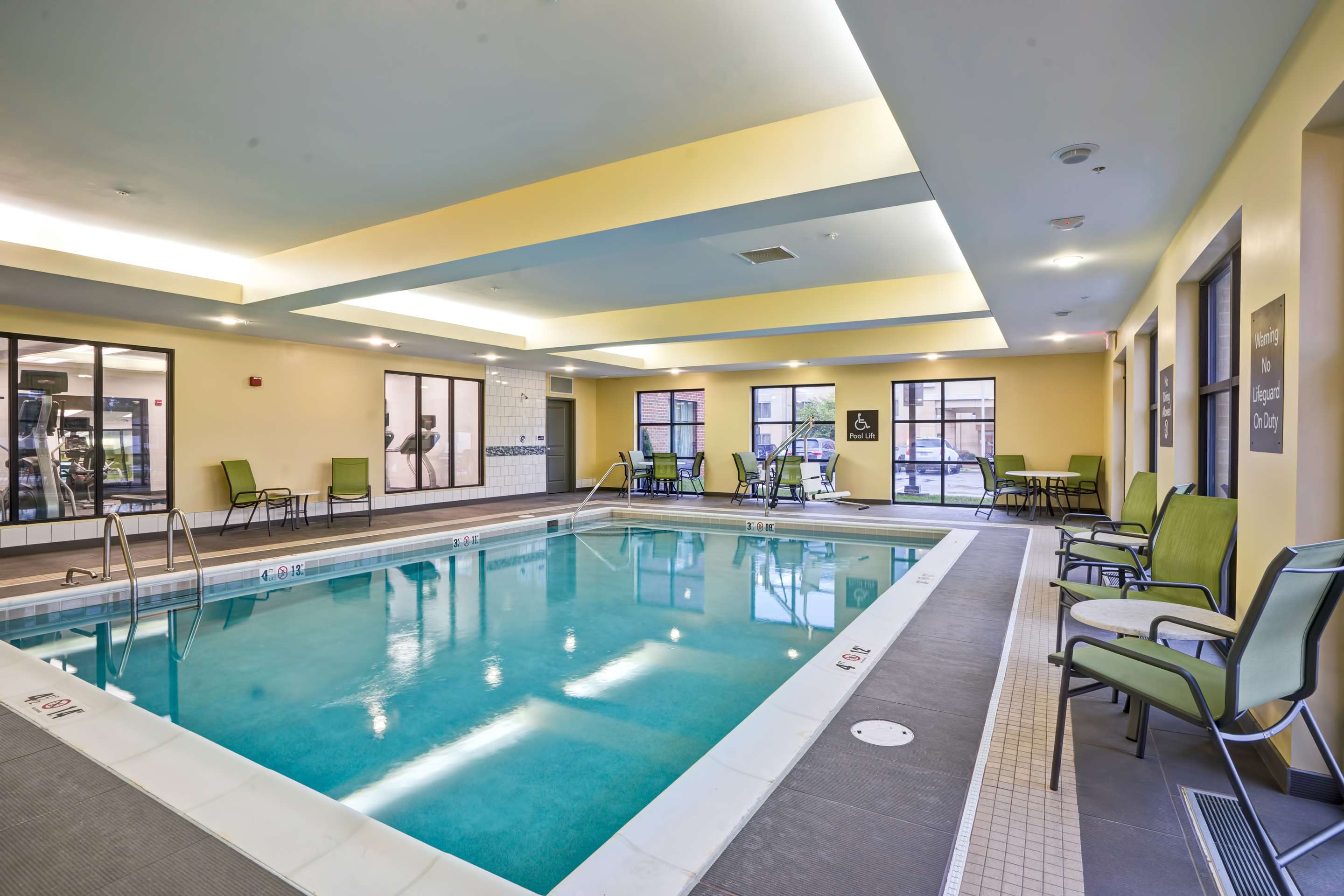 Pool | Homewood Suites By Hilton Christiansburg